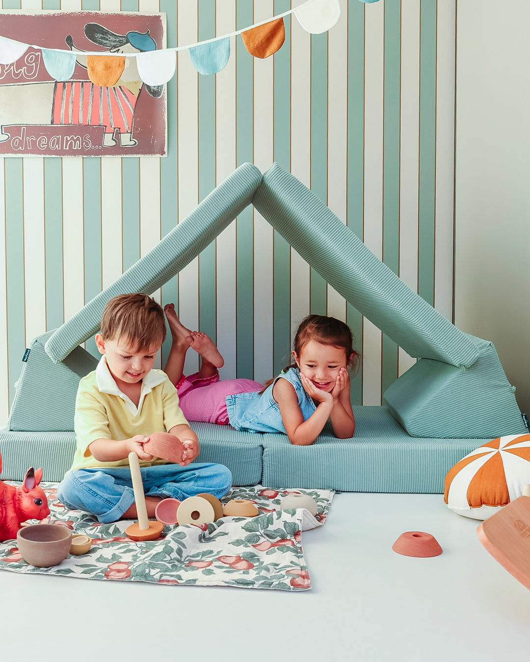 Ready Steady Bed Fauteuil Pliant Pour Enfants, Fauteuil De Jeu Pour Tout Petits Canape Confortable Pour Salle De Jeux Pour Enfants Siege De Jeu Colore Pour Enfants 51292882 Ready Steady Bed Fauteuil Pliant Pour Enfants, Fauteuil De Jeu Pour Tout Petits Canape Confortable Pour Salle De Jeux Pour Enfants Siege De Jeu Colore Pour Enfants 51292882